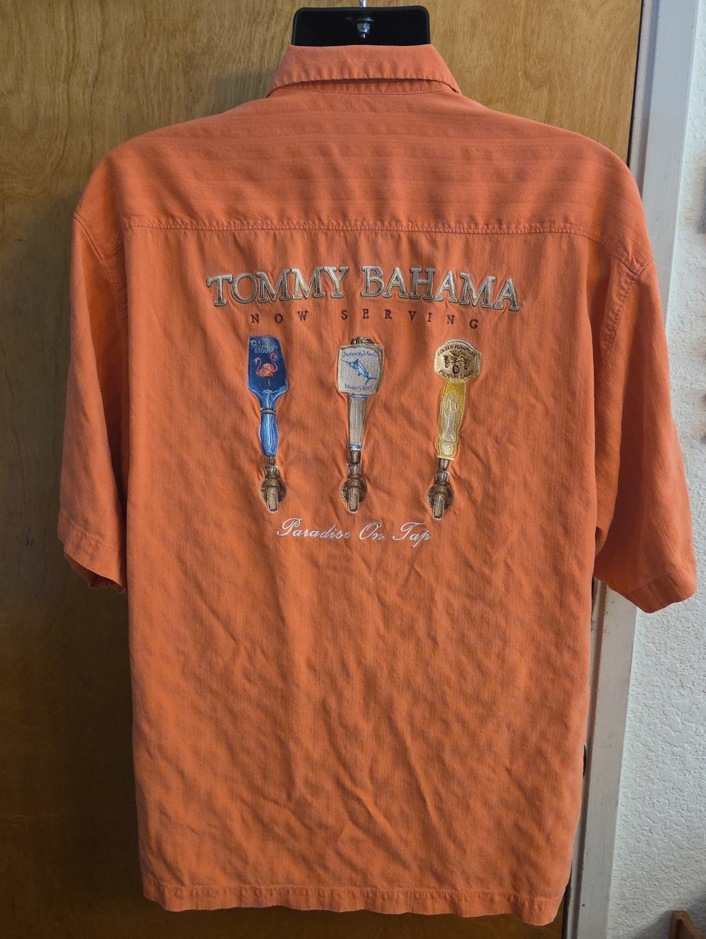 Tommy Bahama Coral XL SS Casual Shirt Embroidered "Now Serving"  Silk